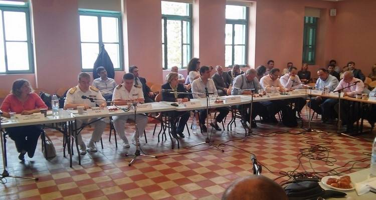 &Chi;. &Kappa;&alpha;&lambda;&omicron;&gamma;ή&rho;&omicron;&upsilon;: &laquo;&Omicron;&iota; &kappa;ά&tau;&omicron;&iota;&kappa;&omicron;&iota; &tau;&eta;&sigmaf; &Lambda;ή&mu;&nu;&omicron;&upsilon; &kappa;&alpha;&iota; &tau;&omicron;&upsilon; &Alpha;&gamma;ί&omicron;&upsilon; &Epsilon;&upsilon;&sigma;&tau;&rho;&alpha;&tau;ί&omicron;&upsilon; &delta;&iota;&kappa;&alpha;&iota;ώ&nu;&omicron;&nu;&tau;&alpha;&iota;&raquo;