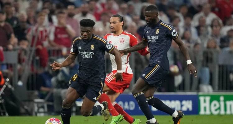 &Rho;&epsilon;ά&lambda; &Mu;&alpha;&delta;&rho;ί&tau;&eta;&sigmaf; - &Mu;&pi;ά&gamma;&epsilon;&rho;&nu; &Mu;&omicron;&nu;ά&chi;&omicron;&upsilon;: &Delta;&iota;&pi;&lambda;&alpha;&sigma;&iota;ά&zeta;&epsilon;&iota; &eta; &pi;&rho;ώ&tau;&eta; &laquo;&mu;ά&chi;&eta;&raquo;