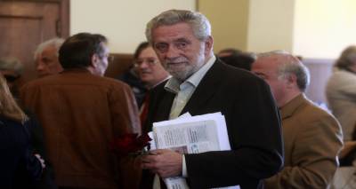 "&Alpha;&pi;ό &delta;&epsilon;&lambda;&tau;ί&omicron; &Tau;ύ&pi;&omicron;&upsilon; έ&mu;&alpha;&theta;&alpha; &gamma;&iota;&alpha; &tau;&eta;&nu; &pi;ώ&lambda;&eta;&sigma;&eta; &tau;&omicron;&upsilon; &Omicron;&Lambda;&Pi;"