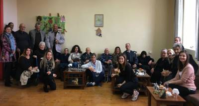 &Epsilon;&pi;ί&sigma;&kappa;&epsilon;&psi;&eta; &sigma;&tau;&omicron; &Kappa;&Eta;&Phi;&Eta; &Lambda;ή&mu;&nu;&omicron;&upsilon; &alpha;&pi;ό &tau;&iota;&sigmaf; &sigma;&upsilon;&zeta;ύ&gamma;&omicron;&upsilon;&sigmaf; &tau;&omega;&nu; &alpha;&xi;&iota;&omega;&mu;&alpha;&tau;&iota;&kappa;ώ&nu; &tau;&eta;&sigmaf; &Pi;&omicron;&lambda;&epsilon;&mu;&iota;&kappa;ή&sigmaf; &Alpha;&epsilon;&rho;&omicron;&pi;&omicron;&rho;ί&alpha;&sigmaf; (photos)