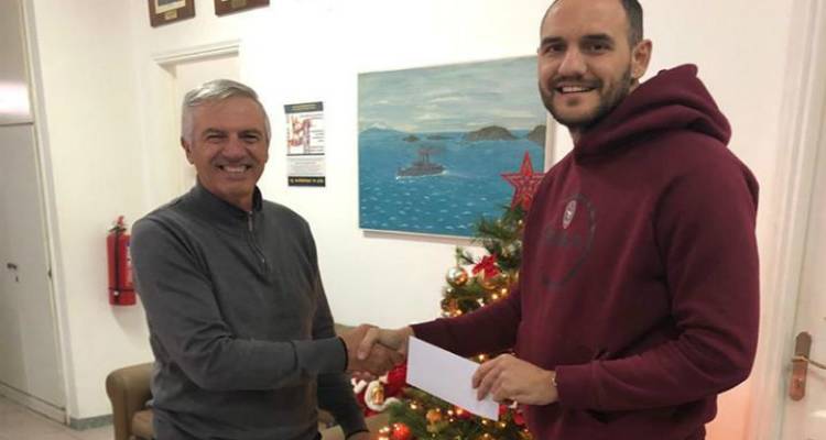 Ήφαιστος: Στις κοινωνικές δομές του Δήμου Λήμνου τα έσοδα από το φιλικό με τον Κεραυνό Στροβόλου (photo)