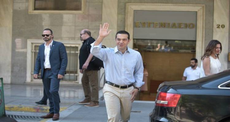 &Pi;ή&rho;&epsilon; &epsilon;&xi;&iota;&tau;ή&rho;&iota;&omicron; &omicron; &Alpha;&lambda;έ&xi;&eta;&sigmaf; &Tau;&sigma;ί&pi;&rho;&alpha;&sigmaf; (photos)