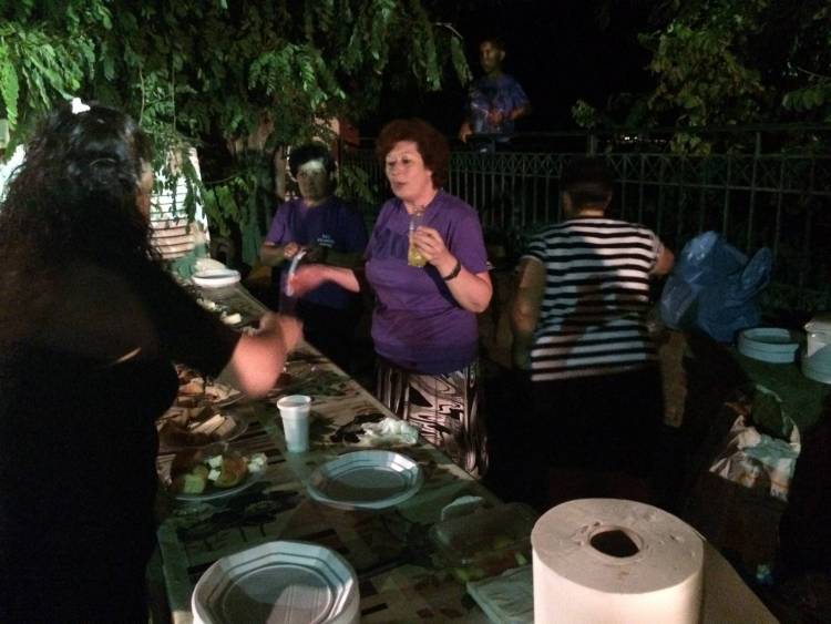 &Mu;&epsilon; &pi;&omicron;&lambda;ύ &kappa;έ&phi;&iota; &kappa;&alpha;&iota; &chi;&omicron;&rho;ό &pi;&rho;&alpha;&gamma;&mu;&alpha;&tau;&omicron;&pi;&omicron;&iota;ή&theta;&eta;&kappa;&epsilon; &eta; &Gamma;&iota;&omicron;&rho;&tau;ή &Kappa;&rho;&alpha;&sigma;&iota;&omicron;ύ &sigma;&tau;&omicron;&nu; Ά&gamma;&iota;&omicron; &Delta;&eta;&mu;ή&rho;&iota;&omicron; (photos)