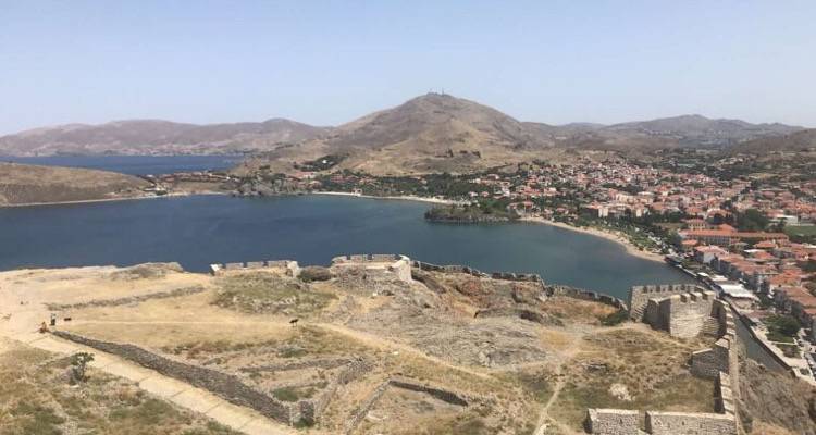 &Pi;&rho;ώ&tau;&eta; &phi;&omicron;&rho;ά &sigma;&tau;&eta; &Lambda;ή&mu;&nu;&omicron;: Ό&lambda;&alpha; ό&sigma;&alpha; &pi;&rho;έ&pi;&epsilon;&iota; &nu;&alpha; &kappa;ά&nu;&epsilon;&tau;&epsilon; &gamma;&iota;&alpha; &alpha;&xi;έ&chi;&alpha;&sigma;&tau;&epsilon;&sigmaf; &delta;&iota;&alpha;&kappa;&omicron;&pi;έ&sigmaf; &sigma;&tau;&omicron; &nu;&eta;&sigma;ί &tau;&omicron;&upsilon; &Eta;&phi;&alpha;ί&sigma;&tau;&omicron;&upsilon;