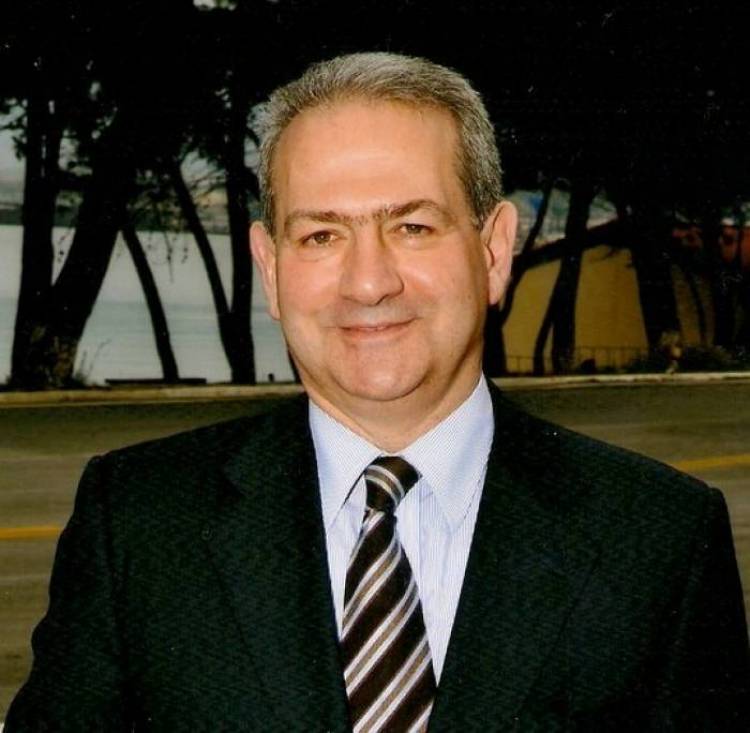 &Sigma;&upsilon;&nu;ά&nu;&tau;&eta;&sigma;&eta; &Chi;&alpha;&tau;&zeta;&eta;&delta;&iota;&alpha;&mu;&alpha;&nu;&tau;ή &mu;&epsilon; &tau;&omicron;&nu; &Pi;&rho;ό&epsilon;&delta;&rho;&omicron; &tau;&omicron;&upsilon; &Epsilon;&Kappa;&Alpha;&Beta;