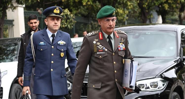 &Kappa;&Upsilon;&Sigma;&Epsilon;&Alpha;: &Pi;ή&rho;&epsilon; &tau;&omicron; &pi;&rho;ά&sigma;&iota;&nu;&omicron; &phi;&omega;&sigmaf; &eta; &laquo;&Alpha;&sigma;&pi;ί&delta;&alpha; &tau;&omicron;&upsilon; &Alpha;&chi;&iota;&lambda;&lambda;έ&alpha;&raquo; -&Omicron;&iota; &epsilon;&xi;&epsilon;&lambda;ί&xi;&epsilon;&iota;&sigmaf; &sigma;&tau;&eta; &Mu;. &Alpha;&nu;&alpha;&tau;&omicron;&lambda;ή &kappa;&alpha;&iota; &tau;&omicron; &sigma;&epsilon;&nu;ά&rho;&iota;&omicron; &pi;&omicron;&upsilon; &phi;&omicron;&beta;ί&zeta;&epsilon;&iota; &tau;&eta;&nu; &Alpha;&theta;ή&nu;&alpha;