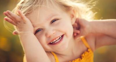 &Omicron;&mu;&iota;&lambda;ί&alpha; &mu;&epsilon; &theta;έ&mu;&alpha;: &laquo;&Mu;&epsilon;&gamma;&alpha;&lambda;ώ&nu;&omicron;&nu;&tau;&alpha;&sigmaf; έ&nu;&alpha; &epsilon;&upsilon;&tau;&upsilon;&chi;&iota;&sigma;&mu;έ&nu;&omicron; &pi;&alpha;&iota;&delta;ί&raquo; &alpha;&pi;ό &tau;&omicron; 1&omicron; &Nu;&eta;&pi;&iota;&alpha;&gamma;&omega;&gamma;&epsilon;ί&omicron; &Mu;ύ&rho;&iota;&nu;&alpha;&sigmaf;