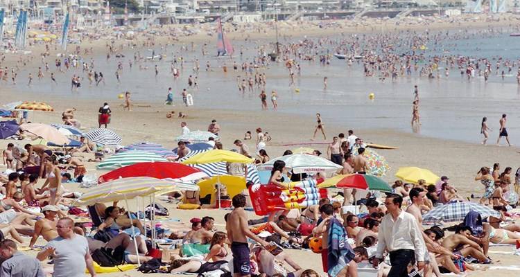 &Omicron; &Sigma;&epsilon;&pi;&tau;έ&mu;&beta;&rho;&iota;&omicron;&sigmaf; &omicron; &pi;&iota;&omicron; &theta;&epsilon;&rho;&mu;ό&sigmaf; &mu;ή&nu;&alpha;&sigmaf; &alpha;&pi;ό &tau;&omicron; 1880