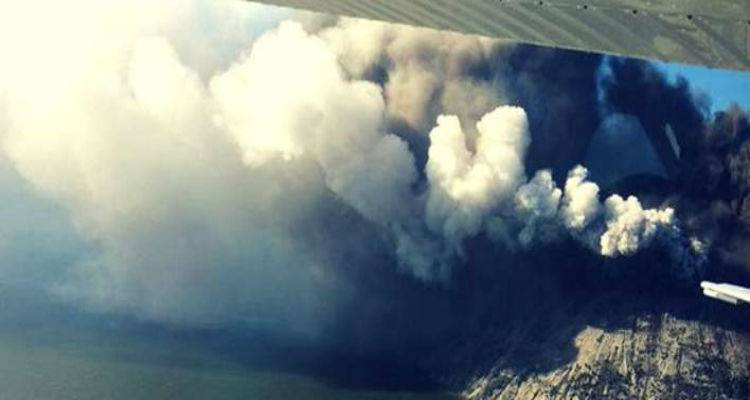 Ηφαίστειο που θεωρούνταν ανενεργό «ξύπνησε» ξαφνικά -Απομακρύνθηκαν 500 κάτοικοι