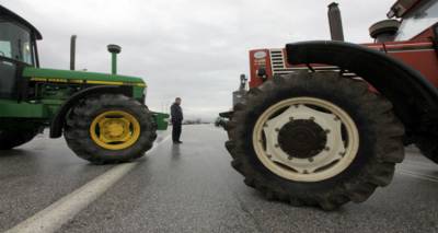 &Sigma;&tau;&omicron;&upsilon;&sigmaf; &delta;&rho;ό&mu;&omicron;&upsilon;&sigmaf; &tau;&epsilon;&lambda;&iota;&kappa;ά &alpha;ύ&rho;&iota;&omicron; &kappa;&alpha;&iota; &omicron;&iota; &alpha;&gamma;&rho;ό&tau;&epsilon;&sigmaf; &tau;&eta;&sigmaf; &Lambda;ή&mu;&nu;&omicron;&upsilon;