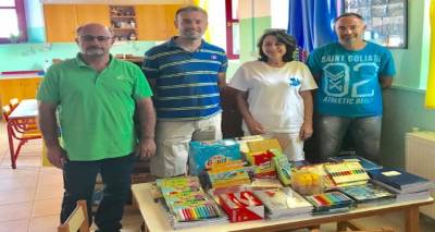 &Kappa;ί&nu;&eta;&sigma;&eta; &alpha;&gamma;ά&pi;&eta;&sigmaf;: &Pi;&rho;&omicron;&sigma;&phi;&omicron;&rho;ά &upsilon;&lambda;&iota;&kappa;ώ&nu; &zeta;&omega;&gamma;&rho;&alpha;&phi;&iota;&kappa;ή&sigmaf; &sigma;&tau;&omicron; &Epsilon;&iota;&delta;&iota;&kappa;ό &Sigma;&chi;&omicron;&lambda;&epsilon;ί&omicron; &Kappa;&alpha;&lambda;&lambda;&iota;&theta;έ&alpha;&sigmaf;