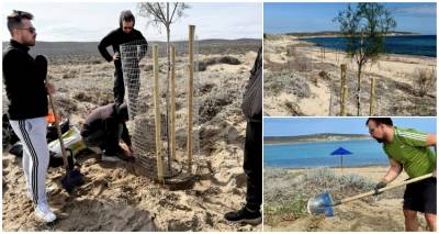&Alpha;&nu;ά&sigma;&alpha; &delta;&rho;&omicron;&sigma;&iota;ά&sigmaf; &sigma;&tau;&omicron; &Lambda;&omicron;&upsilon;&rho;ί &alpha;&pi;ό &tau;&omicron;&nu; &Sigma;ύ&lambda;&lambda;&omicron;&gamma;&omicron; &Sigma;&kappa;&alpha;&nu;&delta;&alpha;&lambda;&iota;&omega;&tau;ώ&nu;