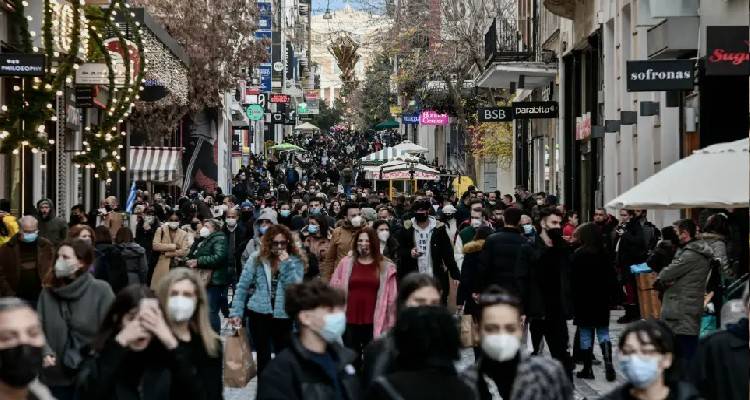 &Kappa;&omicron;&rho;&omega;&nu;&omicron;ϊό&sigmaf;: &Sigma;&tau;&alpha; 35.580 &tau;&alpha; &nu;έ&alpha; &kappa;&rho;&omicron;ύ&sigma;&mu;&alpha;&tau;&alpha;, 15.713 &kappa;&rho;&omicron;ύ&sigma;&mu;&alpha;&tau;&alpha; &sigma;&tau;&eta;&nu; &Alpha;&tau;&tau;&iota;&kappa;ή | 72 &omicron;&iota; &theta;ά&nu;&alpha;&tau;&omicron;&iota;