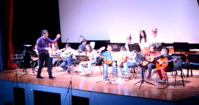 &Pi;&rho;&alpha;&gamma;&mu;&alpha;&tau;&omicron;&pi;&omicron;&iota;ή&theta;&eta;&kappa;&epsilon; &sigma;&tau;&eta; &Mu;ύ&rho;&iota;&nu;&alpha; &eta; &Chi;&rho;&iota;&sigma;&tau;&omicron;&upsilon;&gamma;&epsilon;&nu;&nu;&iota;ά&tau;&iota;&kappa;&eta; &epsilon;&kappa;&delta;ή&lambda;&omega;&sigma;&eta; &tau;&omicron;&upsilon; &Mu;&omicron;&upsilon;&sigma;&iota;&kappa;&omicron;ύ &Epsilon;&rho;&gamma;&alpha;&sigma;&tau;&eta;&rho;ί&omicron;&upsilon; &Lambda;ή&mu;&nu;&omicron;&upsilon; (video)