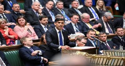&Pi;ό&lambda;&epsilon;&mu;&omicron;&sigmaf; &sigma;&tau;&eta;&nu; &Epsilon;&rho;&upsilon;&theta;&rho;ά &Theta;ά&lambda;&alpha;&sigma;&sigma;&alpha;  &Rho;ί&sigma;&iota; &Sigma;&omicron;ύ&nu;&alpha;&kappa;: &ldquo;H &Beta;&rho;&epsilon;&tau;&alpha;&nu;ί&alpha; &delta;&epsilon;&nu; &theta;&alpha; &delta;&iota;&sigma;&tau;ά&sigma;&epsilon;&iota; &nu;&alpha; &pi;&rho;&omicron;&sigma;&tau;&alpha;&tau;&epsilon;ύ&sigma;&epsilon;&iota; &tau;&alpha; &sigma;&upsilon;&mu;&phi;έ&rho;&omicron;&nu;&tau;ά &tau;&eta;&sigmaf;&rdquo;