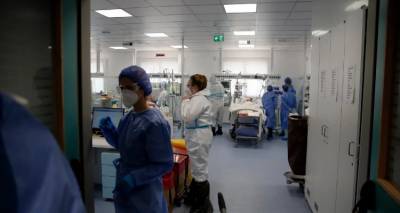 &Upsilon;&pi;έ&sigma;&tau;&eta; &xi;&alpha;&nu;ά &theta;&rho;ό&mu;&beta;&omega;&sigma;&eta; &omicron; 35&chi;&rho;&omicron;&nu;&omicron;&sigmaf; &pi;&omicron;&upsilon; &epsilon;ί&chi;&epsilon; &epsilon;&mu;&beta;&omicron;&lambda;&iota;&alpha;&sigma;&tau;&epsilon;ί &mu;&epsilon; AstraZeneca -&Tau;&iota; &lambda;έ&epsilon;&iota; &omicron; &pi;&alpha;&tau;έ&rho;&alpha;&sigmaf; &tau;&omicron;&upsilon;
