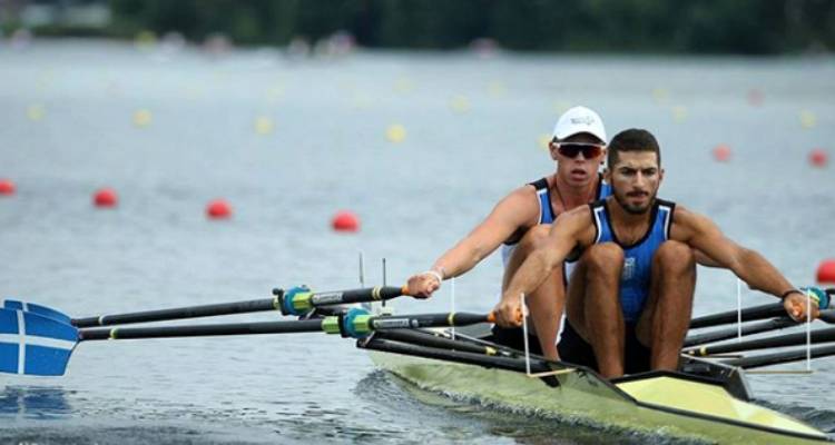 &Pi;&alpha;&gamma;&kappa;ό&sigma;&mu;&iota;&omicron; &Epsilon;&phi;ή&beta;&omega;&nu;: &Pi;&rho;&omicron;&kappa;&rho;ί&theta;&eta;&kappa;&alpha;&nu; &sigma;&tau;&omicron;&nu; &tau;&epsilon;&lambda;&iota;&kappa;ό &omicron;&iota; &Sigma;&tau;&epsilon;&rho;&gamma;&iota;ά&kappa;&alpha;&sigmaf; &ndash; &Nu;&tau;&iota;&nu;&epsilon;&nu;ή&sigmaf;