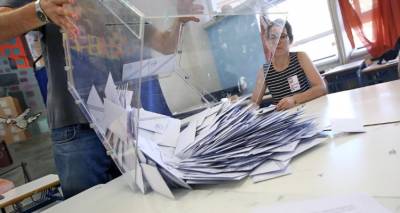 Δημοσκόπηση Interview: Η ΝΔ στο 30% -Χαμηλά δεύτερο το ΠΑΣΟΚ, στην 4η θέση έπεσε η Ζωή Κωνσταντοπούλου