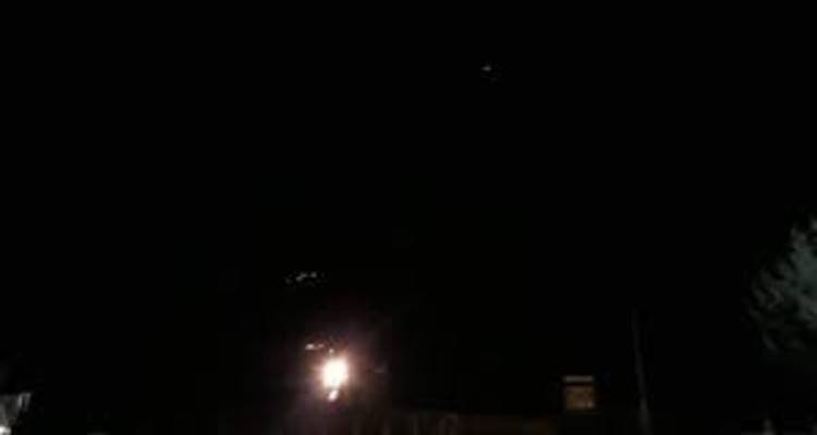 Στο σκοτάδι η Ατσική