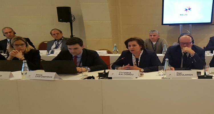 &Eta; &Chi;&rho;&iota;&sigma;&tau;&iota;ά&nu;&alpha; &Kappa;&alpha;&lambda;&omicron;&gamma;ή&rho;&omicron;&upsilon; &sigma;&tau;&eta; &Mu;ά&lambda;&tau;&alpha; &gamma;&iota;&alpha; &tau;&eta; &sigma;&upsilon;&nu;&epsilon;&delta;&rho;ί&alpha;&sigma;&eta; &tau;&omicron;&upsilon; &Pi;&omicron;&lambda;&iota;&tau;&iota;&kappa;&omicron;ύ &Gamma;&rho;&alpha;&phi;&epsilon;ί&omicron;&upsilon; &tau;&eta;&sigmaf; CPMR