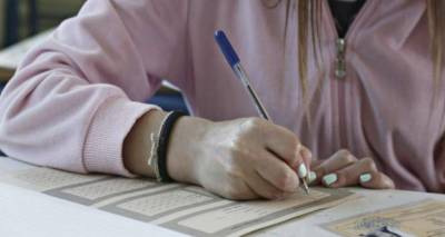 9 &mu;&epsilon;&gamma;ά&lambda;&epsilon;&sigmaf; &alpha;&nu;&alpha;&tau;&rho;&omicron;&pi;έ&sigmaf; &sigma;&epsilon; &Pi;&alpha;&nu;&epsilon;&lambda;&lambda;ή&nu;&iota;&epsilon;&sigmaf; &kappa;&alpha;&iota; &Gamma;' &Lambda;&upsilon;&kappa;&epsilon;ί&omicron;&upsilon; | &Theta;&alpha; &iota;&sigma;&chi;ύ&sigma;&omicron;&upsilon;&nu; &alpha;&pi;ό &phi;έ&tau;&omicron;&sigmaf; [&lambda;ί&sigma;&tau;&alpha;]