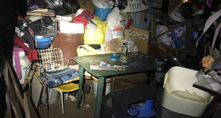 Εικόνες σοκ: Ιταλός «Φριτζλ» κρατούσε αιχμάλωτη και βίαζε επί 10 χρόνια μία γυναίκα