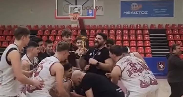 &Kappa;&alpha;&rho;&delta;&iota;ά, έ&nu;&tau;&alpha;&sigma;&eta; &kappa;&alpha;&iota; &sigma;&tau;&omicron; &tau;έ&lambda;&omicron;&sigmaf; &tau;ί&tau;&lambda;&omicron;&sigmaf; | &Omicron;&iota; Έ&phi;&eta;&beta;&omicron;&iota; &tau;&omicron;&upsilon; &Eta;&phi;&alpha;ί&sigma;&tau;&omicron;&upsilon; &kappa;&rho;ά&tau;&eta;&sigma;&alpha;&nu; &tau;&alpha; &sigma;&kappa;ή&pi;&tau;&rho;&alpha; &tau;&omicron;&upsilon; &pi;&rho;&omega;&tau;&alpha;&theta;&lambda;&eta;&tau;ή