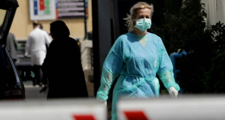 &Kappa;&omicron;&rho;&omega;&nu;&omicron;ϊό&sigmaf;: 32 &nu;έ&alpha; &kappa;&rho;&omicron;ύ&sigma;&mu;&alpha;&tau;&alpha; - 138 &omicron;&iota; &theta;ά&nu;&alpha;&tau;&omicron;&iota;
