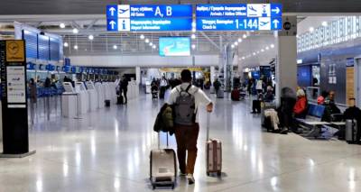 BBC: &Epsilon;&gamma;&kappa;&lambda;&omega;&beta;&iota;&sigma;&mu;έ&nu;&omicron;&iota; &sigma;&tau;&eta;&nu; &Epsilon;&lambda;&lambda;ά&delta;&alpha; &omicron;&iota; &omicron;&pi;&alpha;&delta;&omicron;ί &tau;&eta;&sigmaf; &Sigma;&kappa;&omega;&tau;ί&alpha;&sigmaf; &mu;&epsilon;&tau;ά &tau;&omicron; &kappa;&lambda;&epsilon;ί&sigma;&iota;&mu;&omicron; &tau;&omicron;&upsilon; &Chi;ί&theta;&rho;&omicron;&omicron;&upsilon; &lambda;ό&gamma;&omega; &tau;&eta;&sigmaf; &mu;&epsilon;&gamma;ά&lambda;&eta;&sigmaf; &pi;&upsilon;&rho;&kappa;&alpha;&gamma;&iota;ά&sigmaf;