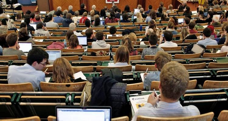 Τέλος οι αιώνιοι φοιτητές: Αυτόματη διαγραφή στα 6 χρόνια -Οι προϋποθέσεις για εξαιρέσεις, πότε θα δίνεται παράταση