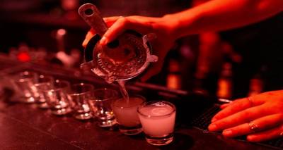 &Sigma;&upsilon;&lambda;&lambda;ή&psi;&epsilon;&iota;&sigmaf; &delta;ύ&omicron; &alpha;&tau;ό&mu;&omega;&nu; &sigma;&tau;&eta; &Lambda;ή&mu;&nu;&omicron; &gamma;&iota;&alpha; &alpha;&lambda;&kappa;&omicron;ό&lambda; &sigma;&epsilon; &alpha;&nu;&eta;&lambda;ί&kappa;&omicron;&upsilon;&sigmaf; &kappa;&alpha;&iota; &eta;&chi;&omicron;&rho;ύ&pi;&alpha;&nu;&sigma;&eta; &sigma;&epsilon; &kappa;&alpha;&tau;ά&sigma;&tau;&eta;&mu;&alpha;