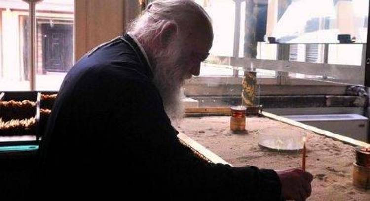 Στη δημοσιότητα ο μισθός του Αρχιεπίσκοπου Ιερώνυμου