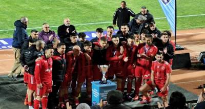 &Omicron; &Kappa;&epsilon;&rho;&alpha;&upsilon;&nu;ό&sigmaf; &pi;ά&lambda;&epsilon;&psi;&epsilon; &sigma;&alpha;&nu; &pi;&rho;&omega;&tau;&alpha;&theta;&lambda;&eta;&tau;ή&sigmaf; | &Epsilon;&pi;έ&sigma;&tau;&rho;&epsilon;&psi;&epsilon; &mu;&epsilon; &tau;&omicron; &kappa;&epsilon;&phi;ά&lambda;&iota; &psi;&eta;&lambda;ά!