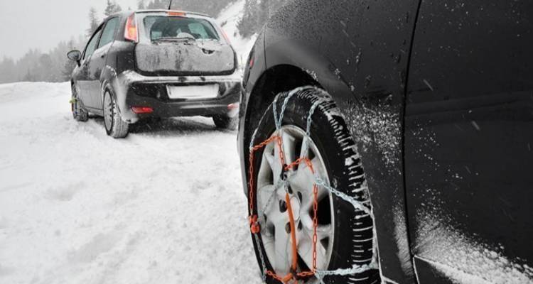 Λήμνος – Θάνος: «Κόλλησαν» αυτοκίνητα στο χιόνι