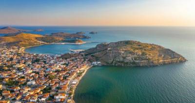 &Psi;&eta;&lambda;ά &sigma;&tau;&iota;&sigmaf; &pi;&rho;&omicron;&tau;&iota;&mu;ή&sigma;&epsilon;&iota;&sigmaf; &tau;&eta;&sigmaf; &Theta;&epsilon;&sigma;&sigma;&alpha;&lambda;&omicron;&nu;ί&kappa;&eta;&sigmaf; &eta; &Lambda;ή&mu;&nu;&omicron;&sigmaf; &gamma;&iota;&alpha; &tau;&omicron; &tau;&rho;&iota;ή&mu;&epsilon;&rho;&omicron; &tau;&omicron;&upsilon; &Alpha;&gamma;ί&omicron;&upsilon; &Pi;&nu;&epsilon;ύ&mu;&alpha;&tau;&omicron;&sigmaf;