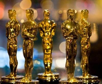 &Sigma;ά&rho;&omega;&sigma;&epsilon; &tau;&omicron; &Lambda;&eta;&mu;&nu;&iota;ό &laquo;&Tau;&omicron; &mu;ό&nu;&omicron;&nu; &tau;&eta;&sigmaf; &zeta;&omega;ή&sigmaf; &tau;&omicron;&upsilon; &tau;&alpha;&xi;&epsilon;ί&delta;&iota;&omicron;&nu;&raquo; &sigma;&tau;&omicron; &phi;&epsilon;&sigma;&tau;&iota;&beta;ά&lambda; Cine&mu;ά&theta;&epsilon;&iota;&alpha;. | &Pi;&alpha;&nu;&tau;&epsilon;&lambda;ή&sigmaf; &Theta;&alpha;&lambda;&alpha;&sigma;&sigma;&iota;&nu;ό&sigmaf; &kappa;&alpha;&iota; &Eta;&rho;ώ &Mu;&alpha;&nu;έ &sigma;&tau;&eta;&nu; &kappa;&rho;&iota;&tau;&iota;&kappa;ή &epsilon;&pi;&iota;&tau;&rho;&omicron;&pi;ή (mp3)