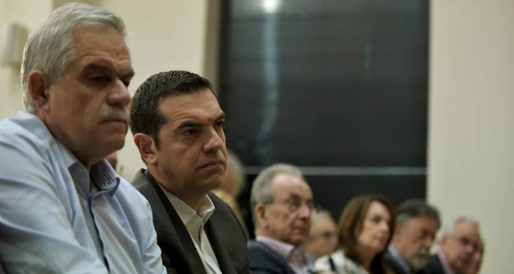 &Pi;&upsilon;&rho;ά &alpha;&pi;ό &tau;&eta;&nu; &alpha;&nu;&tau;&iota;&pi;&omicron;&lambda;ί&tau;&epsilon;&upsilon;&sigma;&eta; &gamma;&iota;&alpha; &tau;&eta;&nu; &pi;&alpha;&rho;&alpha;ί&tau;&eta;&sigma;&eta; &Tau;ό&sigma;&kappa;&alpha; &pi;&omicron;&upsilon; ά&rho;&gamma;&eta;&sigma;&epsilon; 11 &mu;έ&rho;&epsilon;&sigmaf;