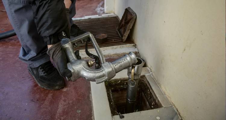 Πετρέλαιο θέρμανσης - Λήμνος: Έπεσε στο 1,35€ | Και τον Δεκέμβριο επιδότηση στην αντλία από τα διυλιστήρια