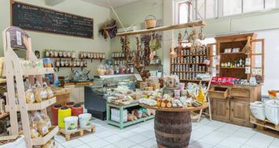 &Tau;&omicron; &laquo;&Chi;ύ&mu;&alpha; &kappa;&alpha;&iota; &Tau;&sigma;&omicron;&upsilon;&beta;&alpha;&lambda;ά&tau;&alpha;&raquo; &phi;έ&rho;&nu;&epsilon;&iota; ό&lambda;&eta; &tau;&eta; &Lambda;ή&mu;&nu;&omicron; &sigma;&tau;&omicron; &tau;&rho;&alpha;&pi;έ&zeta;&iota; &sigma;&omicron;&upsilon;!