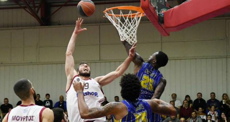 &Tau;&sigma;&alpha;ϊ&rho;έ&lambda;&eta;&sigmaf;: &laquo;&Pi;ά&mu;&epsilon; &sigma;&tau;&eta;&nu; &Pi;ά&tau;&rho;&alpha; &mu;&epsilon; &mu;&epsilon;&gamma;ά&lambda;&omicron; &kappa;ί&nu;&eta;&tau;&rho;&omicron;&raquo;