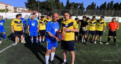 &Mu;&pi;ά&lambda;&alpha; &mu;&epsilon; &psi;&upsilon;&chi;ή &kappa;&alpha;&iota; &mu;&nu;ή&mu;&eta; | &Pi;&alpha;&lambda;&alpha;ί&mu;&alpha;&chi;&omicron;&iota; &kappa;&alpha;&iota; &Phi;&omicron;&iota;&tau;&eta;&tau;έ&sigmaf; &tau;ί&mu;&eta;&sigma;&alpha;&nu; &tau;&omicron; &phi;&omicron;&iota;&tau;&eta;&tau;&iota;&kappa;ό &phi;&epsilon;&sigma;&tau;&iota;&beta;ά&lambda; &mu;&epsilon; &pi;&omicron;&delta;&omicron;&sigma;&phi;&alpha;&iota;&rho;&iota;&kappa;ή &gamma;&iota;&omicron;&rho;&tau;ή