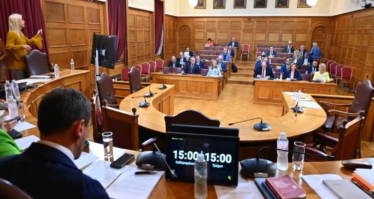 ΟΠΕΚΕΠΕ: Στον εισαγγελέα παραπέμπει η ΝΔ τον «Φραπέ», αρνήθηκε να πάει στην εξεταστική -Βίαιη προσαγωγή ζήτησαν ΠΑΣΟΚ-ΣΥΡΙΖΑ