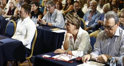 &Epsilon;&kappa;&lambda;&omicron;&gamma;έ&sigmaf; &Sigma;&Upsilon;&Rho;&Iota;&Zeta;&Alpha;: Ό&lambda;&omicron;&iota; &delta;&eta;&lambda;ώ&nu;&omicron;&upsilon;&nu; &laquo;&nu;&iota;&kappa;&eta;&tau;έ&sigmaf;&raquo; -&Pi;&alpha;&nu;&eta;&gamma;&upsilon;&rho;&iota;&sigma;&mu;&omicron;ί, &kappa;&alpha;&tau;&eta;&gamma;&omicron;&rho;ί&epsilon;&sigmaf; &kappa;&alpha;&iota; &rho;&alpha;&nu;&tau;&epsilon;&beta;&omicron;ύ &sigma;&tau;&omicron; &sigma;&upsilon;&nu;έ&delta;&rho;&iota;&omicron;, &tau;&iota; &alpha;&pi;&omicron;&tau;&epsilon;&lambda;έ&sigma;&mu;&alpha;&tau;&alpha; &delta;ί&nu;&omicron;&upsilon;&nu;