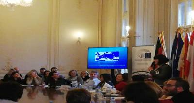 &Nu;έ&alpha; &beta;&rho;ά&beta;&epsilon;&upsilon;&sigma;&eta; &tau;&omicron;&upsilon; &Gamma;.&Epsilon;.&Lambda; &Mu;&omicron;ύ&delta;&rho;&omicron;&upsilon;