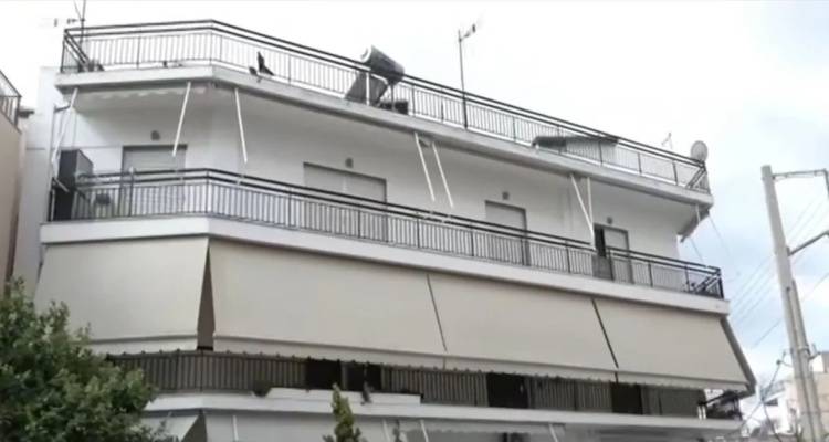 &Pi;&epsilon;&rho;&iota;&sigma;&tau;έ&rho;&iota;: Έ&gamma;&kappa;&upsilon;&omicron;&sigmaf; &sigma;&tau;&omicron; 7&omicron; &pi;&alpha;&iota;&delta;ί &eta; &mu;&eta;&tau;έ&rho;&alpha; | &laquo;&Epsilon;ί&chi;&alpha;&nu; &gamma;&alpha;&sigma;&tau;&rho;&epsilon;&nu;&tau;&epsilon;&rho;ί&tau;&iota;&delta;&alpha;&raquo; &epsilon;ί&pi;&epsilon; &gamma;&iota;&alpha; &tau;&iota;&sigmaf; &alpha;&kappa;&alpha;&theta;&alpha;&rho;&sigma;ί&epsilon;&sigmaf;, &laquo;&delta;&epsilon;&nu; &zeta;&omicron;ύ&mu;&epsilon; &mu;ό&nu;&iota;&mu;&alpha; έ&tau;&sigma;&iota;&raquo; &lambda;έ&epsilon;&iota; &omicron; &pi;&alpha;&tau;έ&rho;&alpha;&sigmaf;