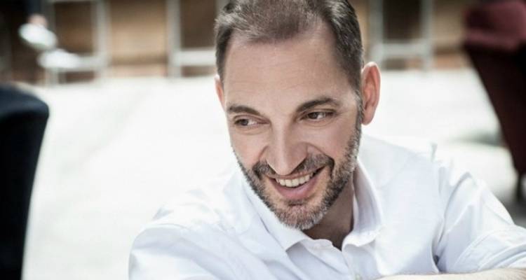 &Omicron; &Gamma;&epsilon;&rho;ά&sigma;&iota;&mu;&omicron;&sigmaf; &Alpha;&nu;&delta;&rho;&epsilon;ά&tau;&omicron;&sigmaf; &sigma;&tau;&eta; &Lambda;ή&mu;&nu;&omicron; &gamma;&iota;&alpha; &mu;&iota;&alpha; &mu;&omicron;&nu;&alpha;&delta;&iota;&kappa;ή &sigma;&upsilon;&nu;&alpha;&upsilon;&lambda;ί&alpha;