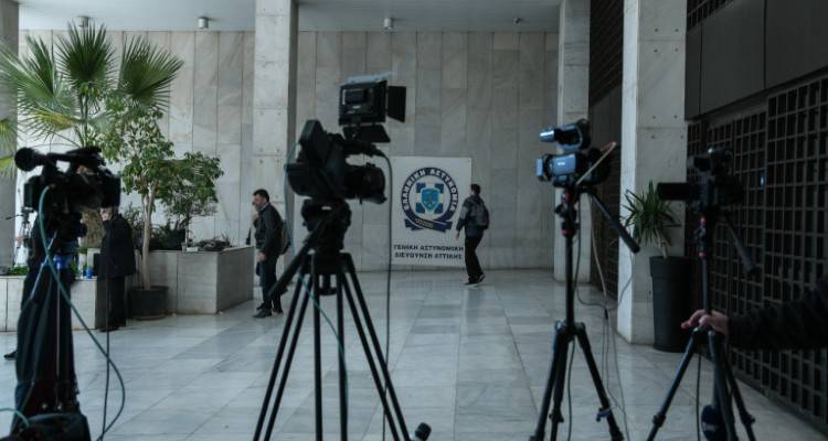 &Pi;&rho;&omicron;&alpha;&nu;&alpha;&kappa;&rho;&iota;&tau;&iota;&kappa;ή Novartis: &Sigma;&phi;&omicron;&delta;&rho;ή &alpha;&nu;&tau;&iota;&pi;&alpha;&rho;ά&theta;&epsilon;&sigma;&eta; &gamma;&iota;&alpha; &tau;&omicron;&nu; ά&phi;&alpha;&nu;&tau;&omicron; &Sigma;&alpha;&rho;ά&phi;&eta; | &Sigma;&kappa;έ&phi;&tau;&omicron;&nu;&tau;&alpha;&iota; ά&rho;&sigma;&eta; &pi;&rho;&omicron;&sigma;&tau;&alpha;&sigma;ί&alpha;&sigmaf; &alpha;&nu; &delta;&epsilon;&nu; &epsilon;&mu;&phi;&alpha;&nu;&iota;&sigma;&tau;&epsilon;ί &eta; &Kappa;&epsilon;&lambda;έ&sigma;&eta;