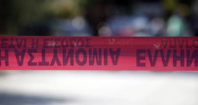 &Tau;&rho;&alpha;&gamma;&omega;&delta;ί&alpha; &sigma;&tau;&omicron; &Mu;&alpha;&rho;&kappa;ό&pi;&omicron;&upsilon;&lambda;&omicron;: &Kappa;&lambda;&epsilon;ί&delta;&omega;&sigma;&epsilon; &tau;&omicron;&nu; ά&nu;&tau;&rho;&alpha; &tau;&eta;&sigmaf;, &sigma;&kappa;ό&tau;&omega;&sigma;&epsilon; &tau;&eta;&nu; &kappa;ό&rho;&eta; &tau;&eta;&sigmaf; &kappa;&alpha;&iota; &mu;&epsilon;&tau;ά &alpha;&upsilon;&tau;&omicron;&kappa;&tau;ό&nu;&eta;&sigma;&epsilon;