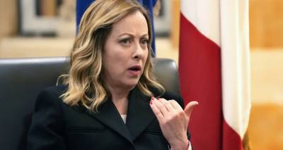 &laquo;&Alpha;&pi;ό &tau;&alpha; &omicron;&iota;&kappa;&omicron;&gamma;&epsilon;&nu;&epsilon;&iota;&alpha;&kappa;ά &tau;&rho;&alpha;&pi;έ&zeta;&iota;&alpha; &tau;&eta;&sigmaf; &Kappa;&upsilon;&rho;&iota;&alpha;&kappa;ή&sigmaf;, &theta;&upsilon;&mu;ά&mu;&alpha;&iota; &tau;&iota;&sigmaf; &pi;ά&sigma;&tau;&epsilon;&sigmaf;&raquo; &lambda;έ&epsilon;&iota; &eta; &Tau;&zeta;ό&rho;&tau;&zeta;&iota;&alpha; &Mu;&epsilon;&lambda;ό&nu;&iota; - &Gamma;&iota;&alpha;&tau;ί &alpha;&nu;&tau;&iota;&delta;&rho;ά &eta; &alpha;&nu;&tau;&iota;&pi;&omicron;&lambda;ί&tau;&epsilon;&upsilon;&sigma;&eta;