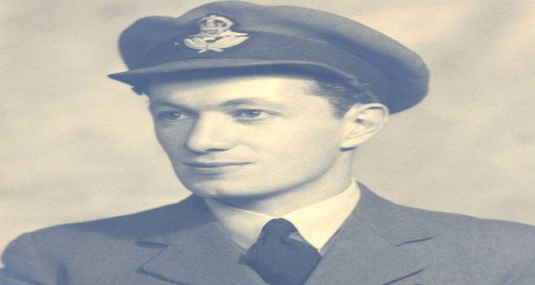 &Omicron; &Lambda;&eta;&mu;&nu;&iota;ό&sigmaf; &Gamma;&iota;ά&nu;&nu;&eta;&sigmaf; &Pi;&lambda;&alpha;&gamma;ή&sigmaf;, έ&nu;&alpha;&sigmaf; &alpha;&pi;ό &tau;&omicron;&upsilon;&sigmaf; &kappa;&alpha;&lambda;ύ&tau;&epsilon;&rho;&omicron;&upsilon;&sigmaf; &pi;&iota;&lambda;ό&tau;&omicron;&upsilon;&sigmaf; &tau;&eta;&sigmaf; RAF &sigma;&tau;&omicron; &Beta;΄ &Pi;&alpha;&gamma;&kappa;ό&sigma;&mu;&iota;&omicron; &Pi;ό&lambda;&epsilon;&mu;&omicron;